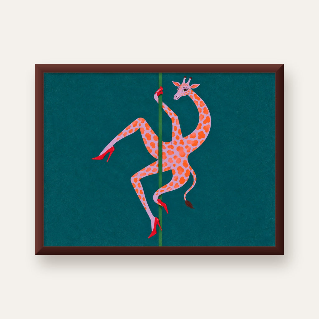 Direkte Dans Eden Zürafa Mizahi Sanat Poster — ceviz çerçeveli