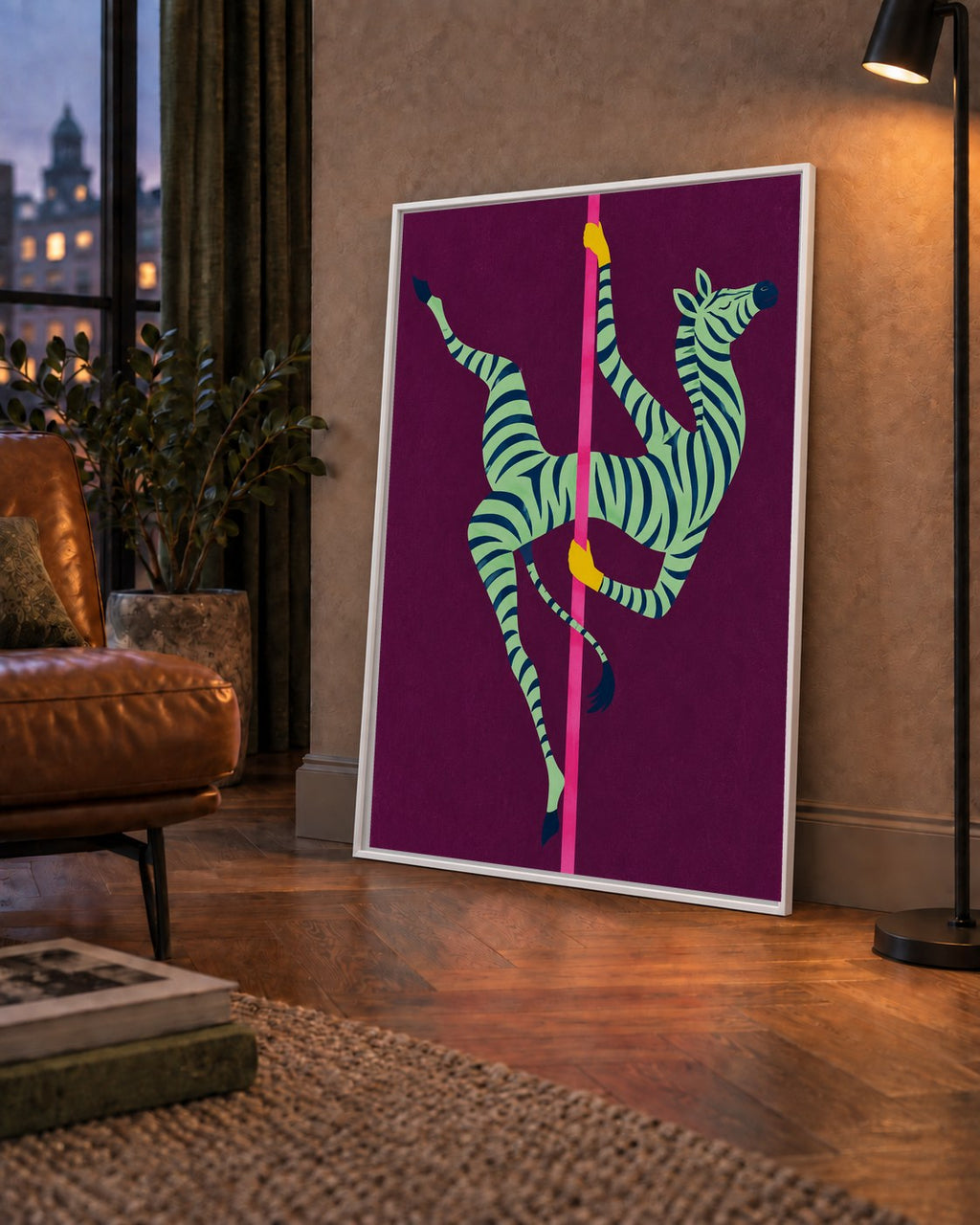 Direk Dansı Yapan Zebra Renkli Dijital İllüstrasyon Poster — çerçeveli hâliyle bir ev duvarında