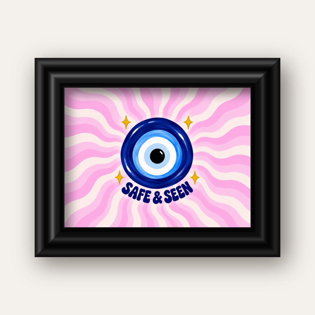 Safe & Seen Nazar Boncuğu Poster — siyah galeri çerçeveli