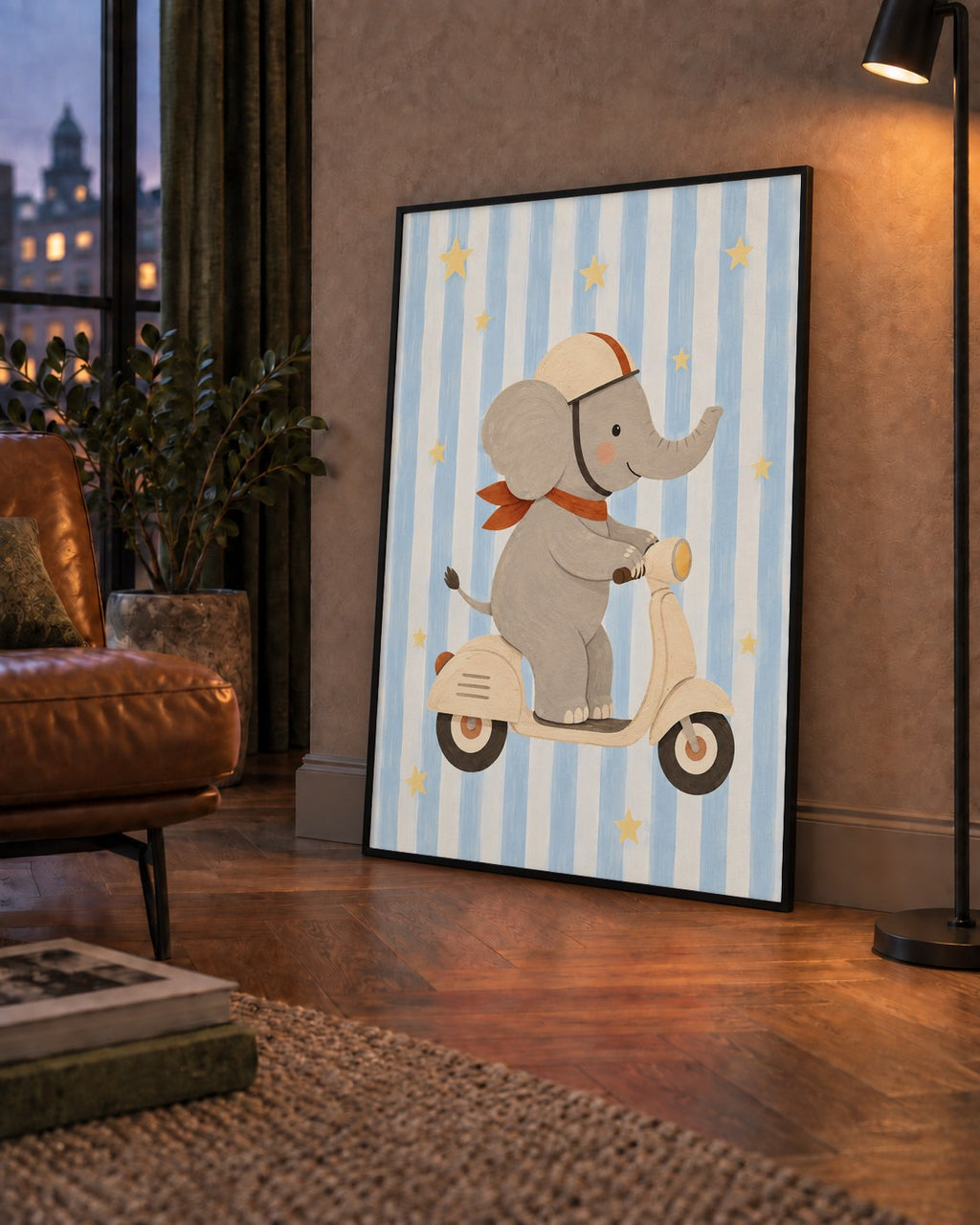 Scooterli Fil — çerçeveli hâliyle bir ev duvarında