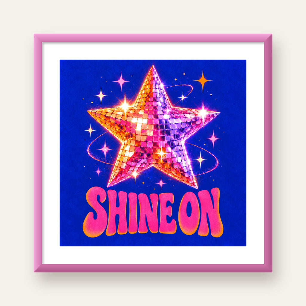 Shine On Disko Yıldızı Tipografi Posteri — pembe çerçeveli paspartulu