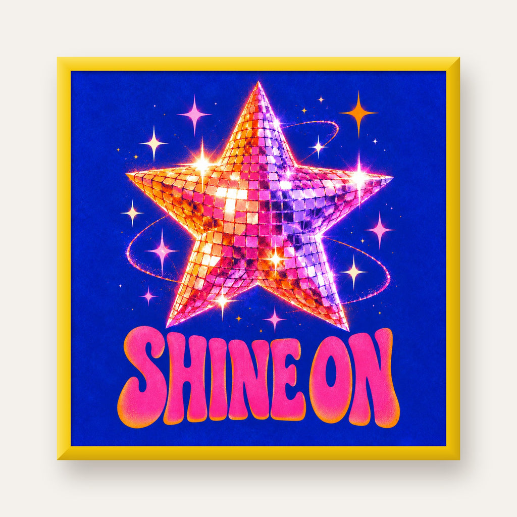 Shine On Disko Yıldızı Tipografi Posteri — sarı çerçeveli