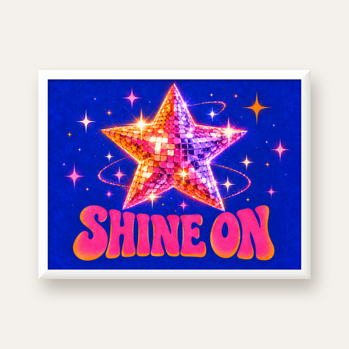 Shine On Disko Yıldızı Tipografi Posteri — beyaz çerçeveli yatay poster