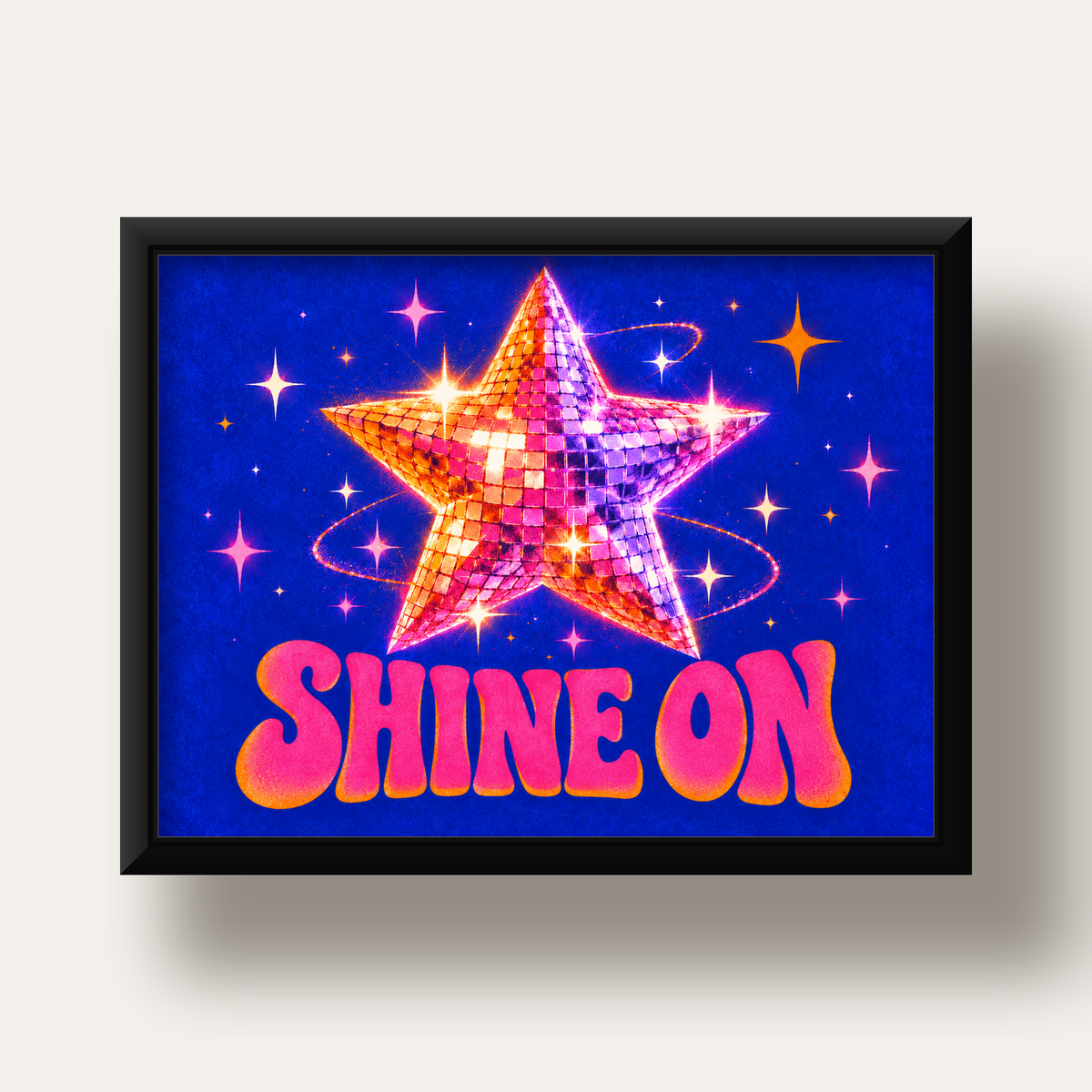 Shine On Disko Yıldızı Tipografi Posteri — siyah derin çerçeveli