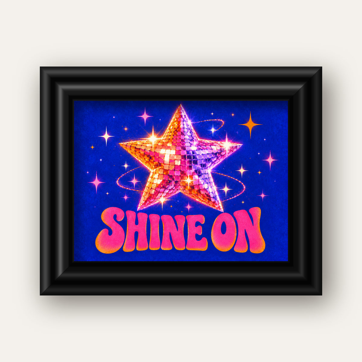 Shine On Disko Yıldızı Tipografi Posteri — siyah galeri çerçeveli