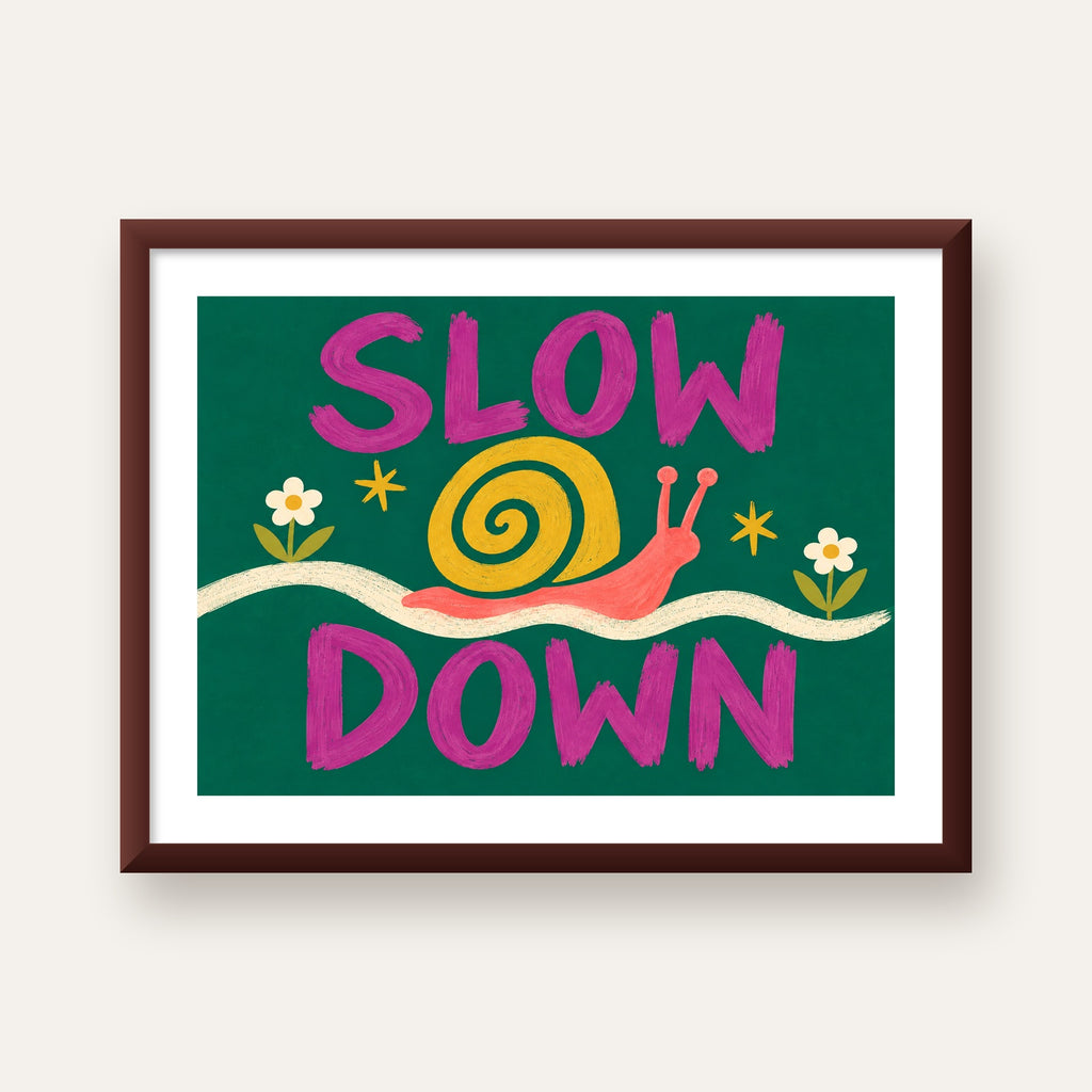 Slow Down Poster – Pastel Salyangoz ve Çiçekler Duvar Sanatı — ceviz çerçeveli paspartulu