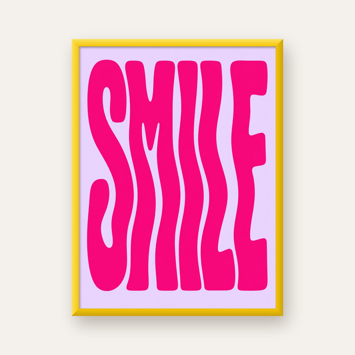 SMILE Dalgalı Tipografi Poster – Modern ve Sade Tasarım — sarı çerçeveli