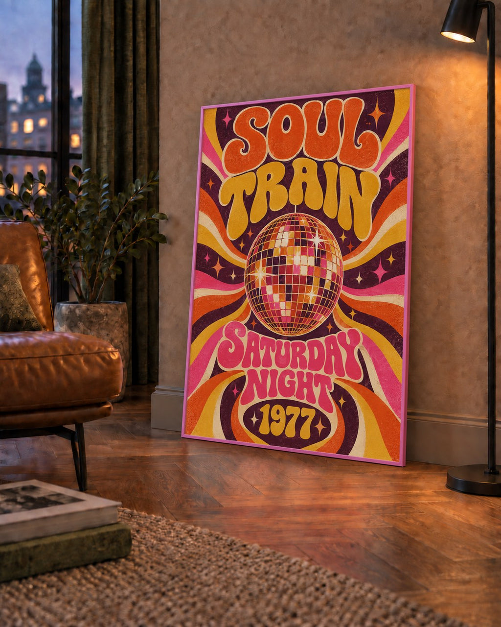 Retro Disko Topu Poster – Soul Train Saturday Night 1977 — çerçeveli hâliyle bir ev duvarında