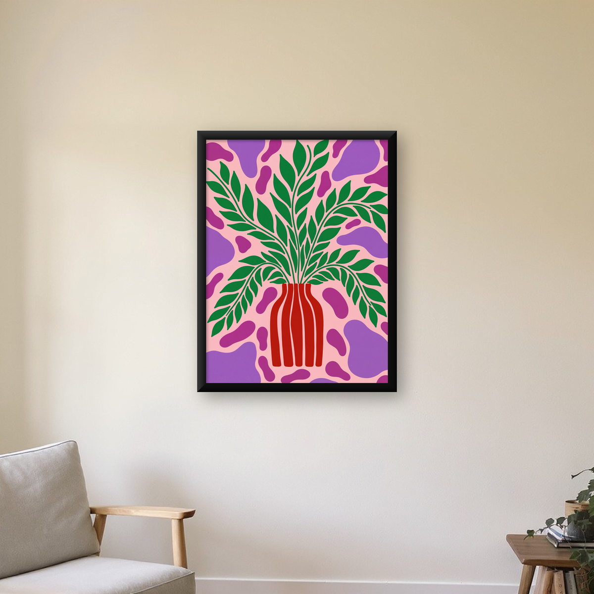 Soyut Bitki ve Vazo Poster – Minimalist Modern Dekor — Dikey baskı, çerçeveli hâliyle bir ev duvarında