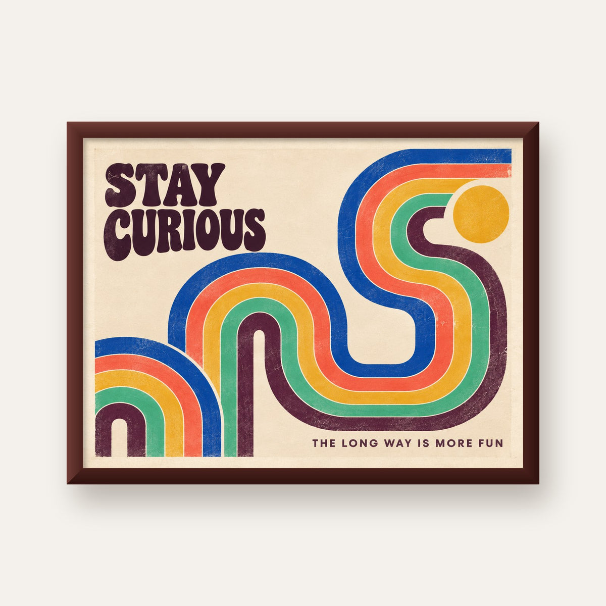 Retro Soyut Desenli Motivasyon Poster: Stay Curious — ceviz çerçeveli