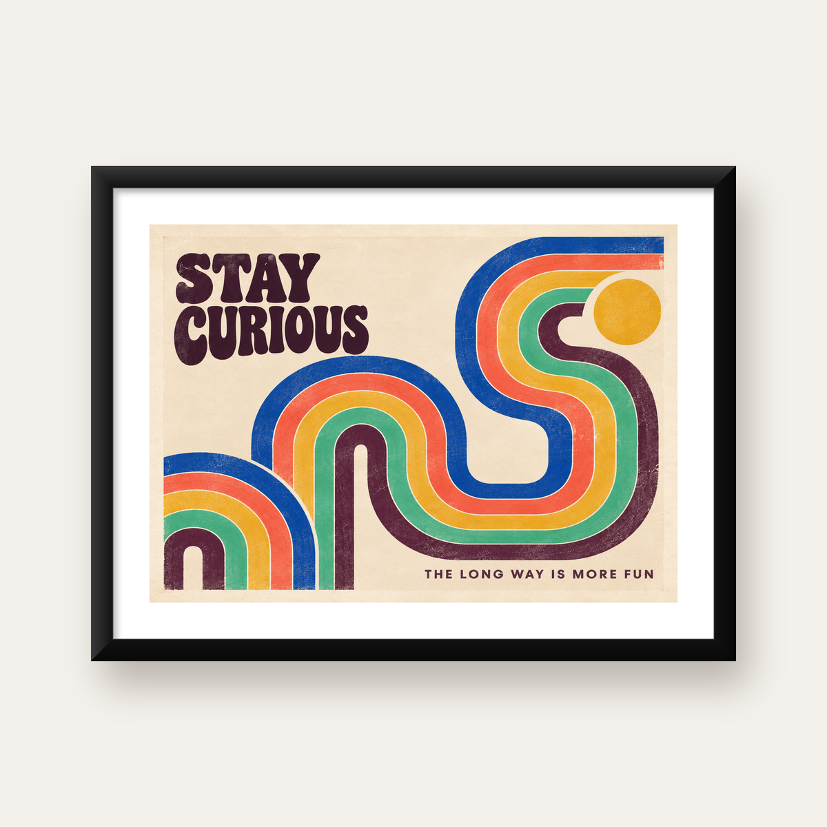 Retro Soyut Desenli Motivasyon Poster: Stay Curious — Yatay baskı, beyaz paspartulu