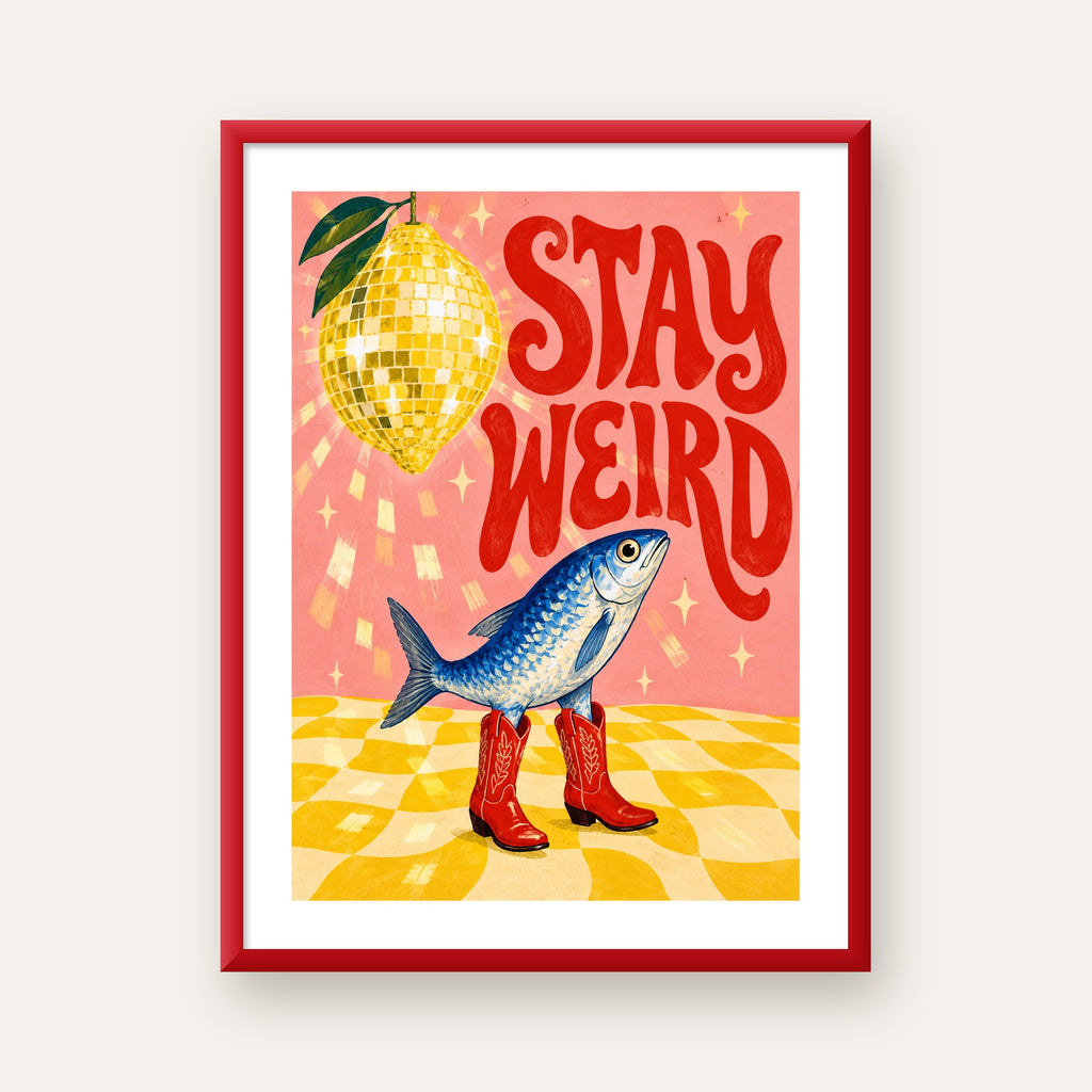 Tuhaf Balık & Limon Diskoküre Poster – Stay Weird İllüstrasyon — kırmızı çerçeveli paspartulu