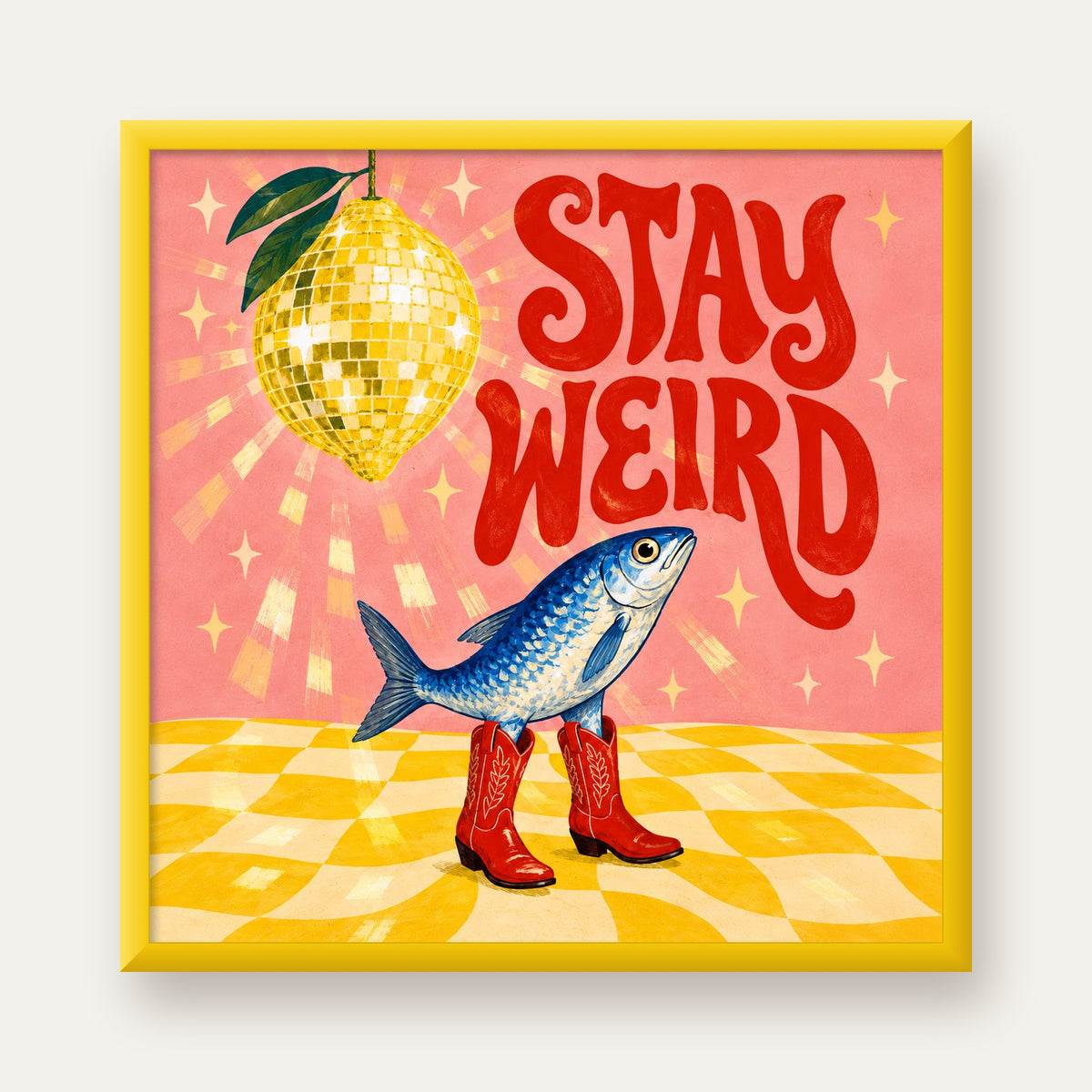 Tuhaf Balık & Limon Diskoküre Poster – Stay Weird İllüstrasyon — sarı çerçeveli