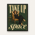 Retro Güçlü Kadın Poster – Motivasyon ve İlham Kaynağı — Dikey baskı, düz siyah çerçeveli duvar posteri