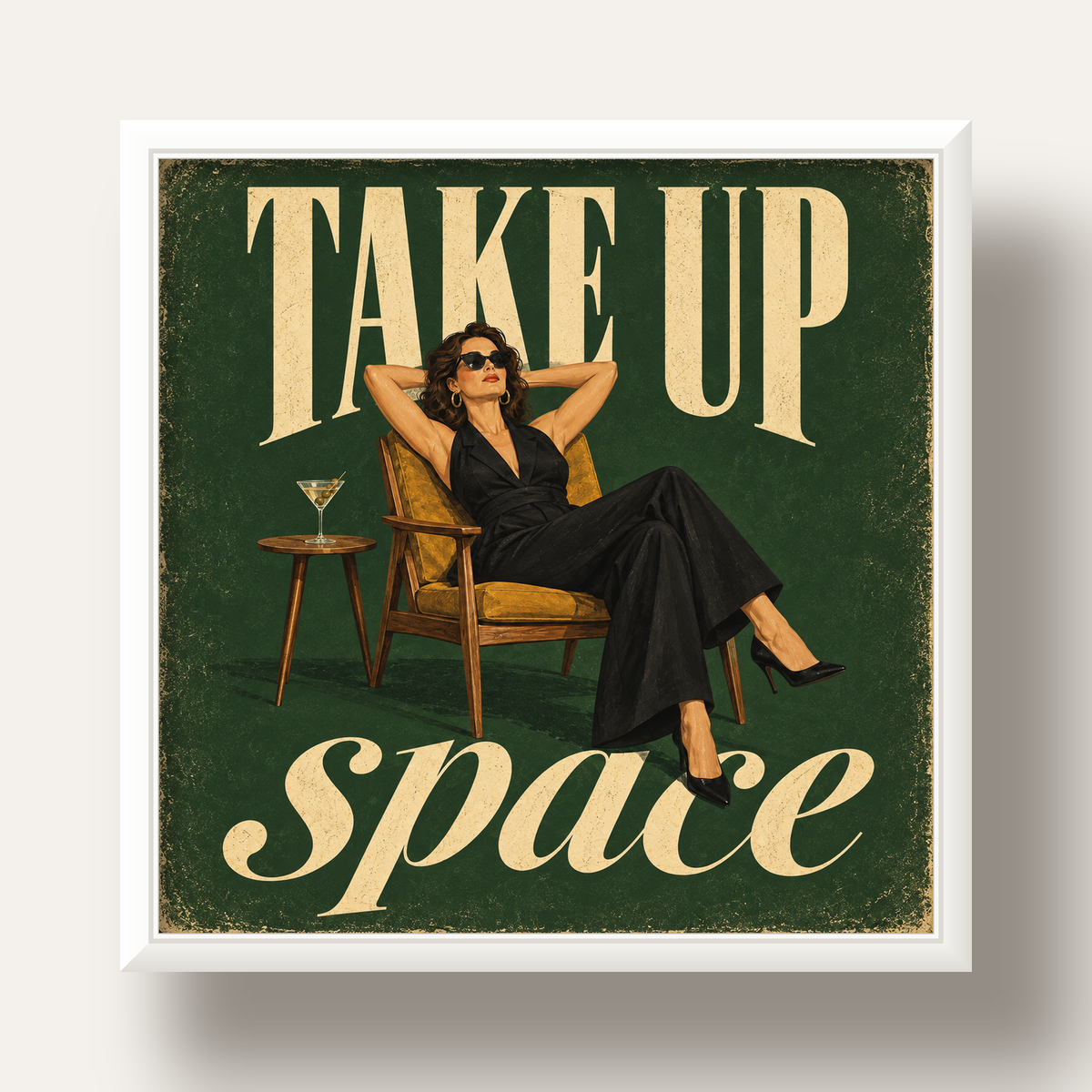 Retro Güçlü Kadın Poster – Motivasyon ve İlham Kaynağı — beyaz derin çerçeveli
