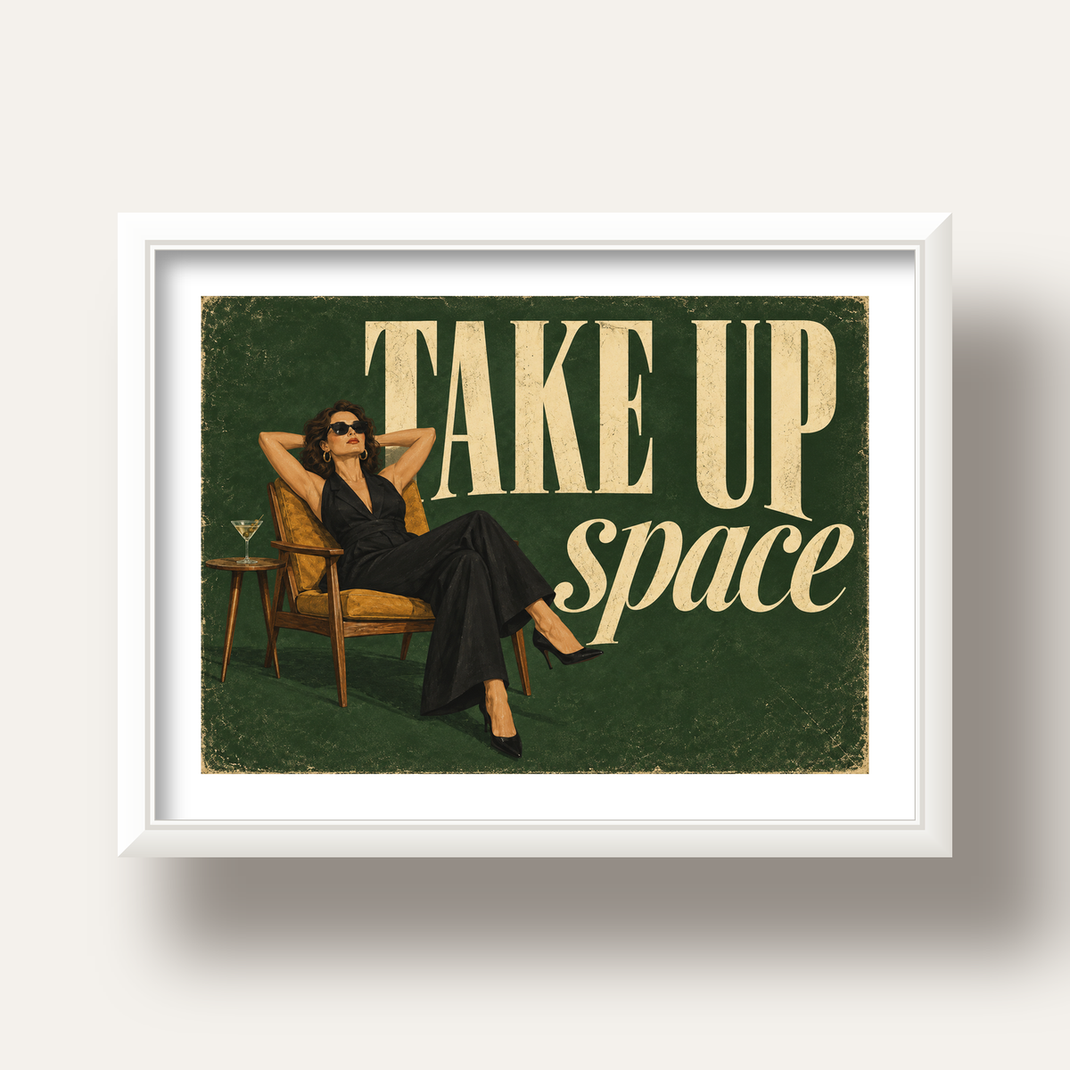 Retro Güçlü Kadın Poster – Motivasyon ve İlham Kaynağı — beyaz derin çerçeveli paspartulu