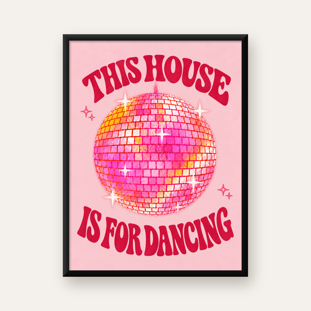 Pembe Disko Topu ve Eğlenceli Yazılı Retro Poster — Dikey baskı, düz siyah çerçeveli duvar posteri