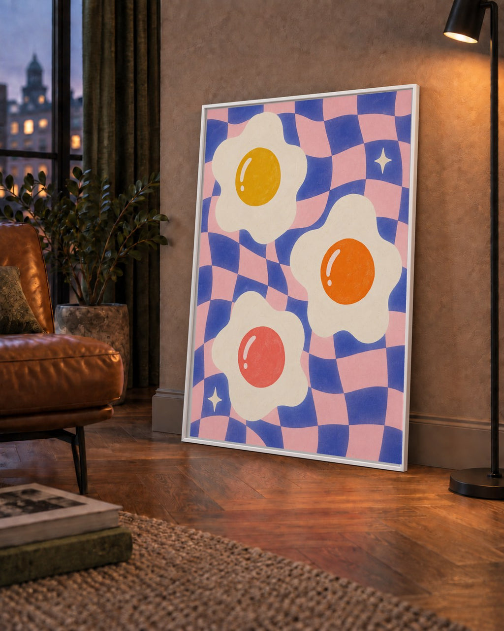 Renkli Yumurta ve Dalgalı Desenli Pop-Art Poster — çerçeveli hâliyle bir ev duvarında