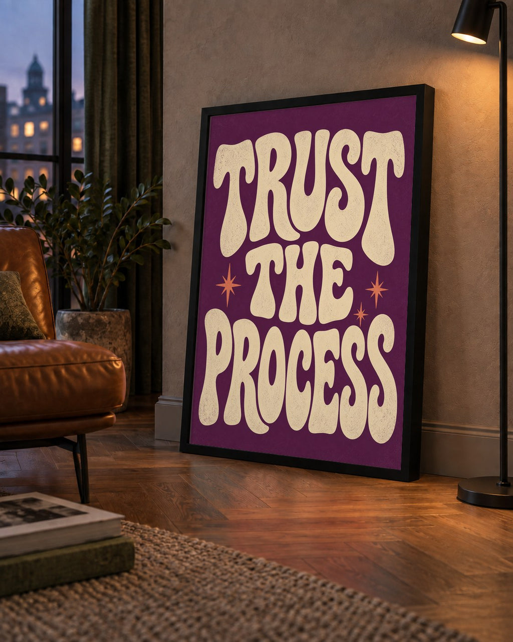 Retro Tipografi Motivasyon Posteri - Trust The Process — çerçeveli hâliyle bir ev duvarında