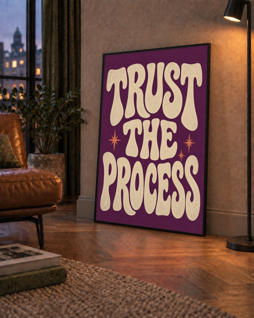 Retro Tipografi Motivasyon Posteri - Trust The Process — çerçeveli hâliyle bir ev duvarında