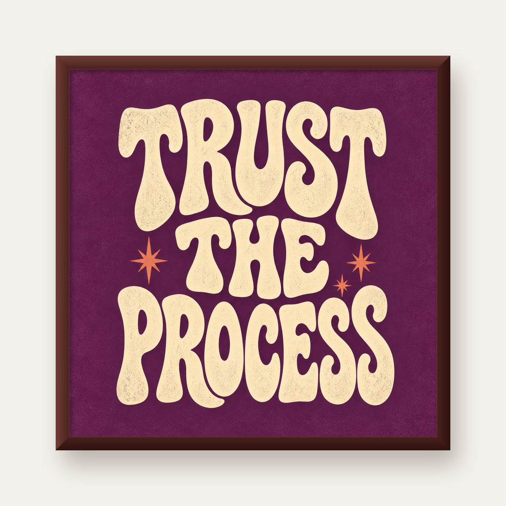 Retro Tipografi Motivasyon Posteri - Trust The Process — ceviz çerçeveli