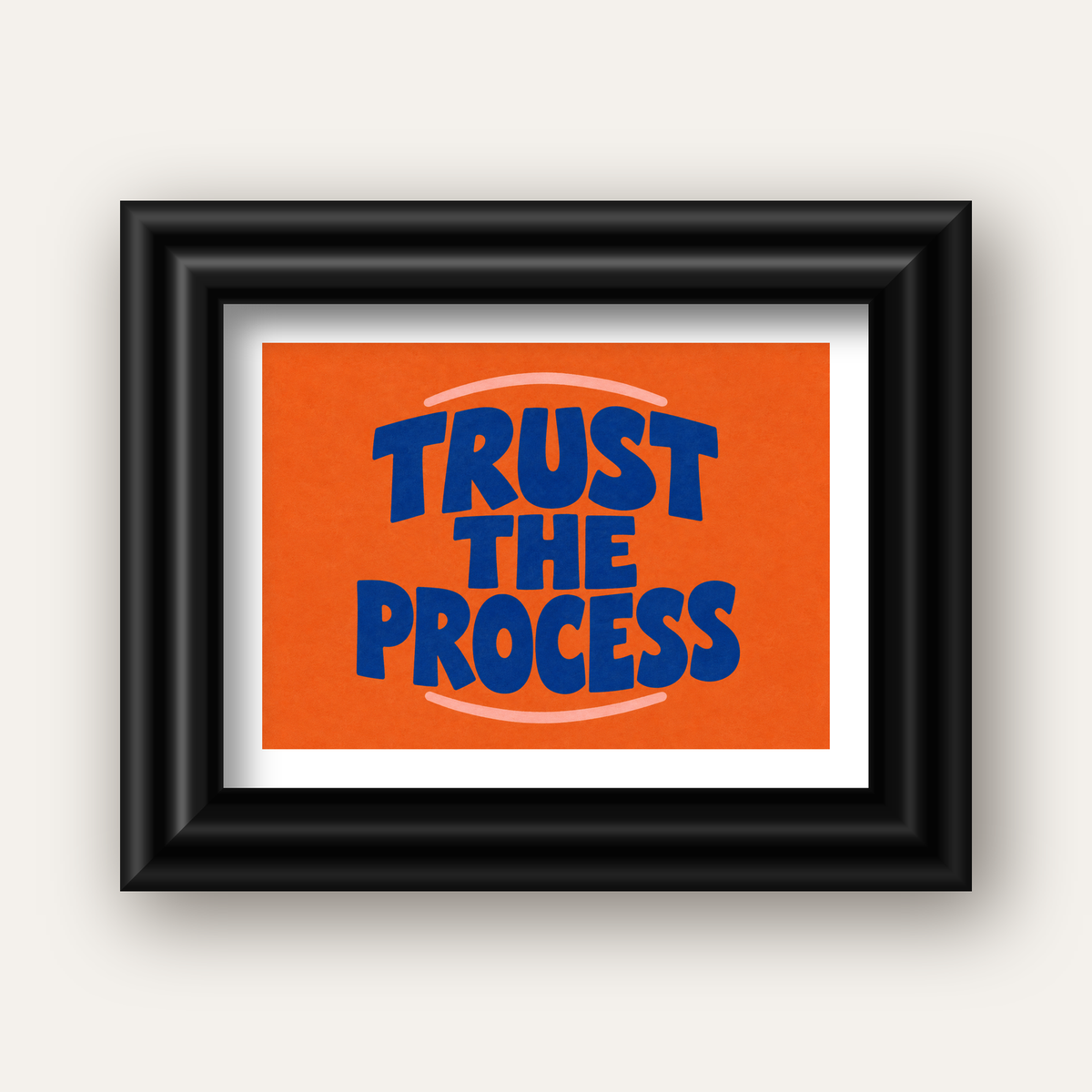 Trust The Process Poster – Motive Edici Tipografi Duvar Dekoru — siyah galeri çerçeveli paspartulu