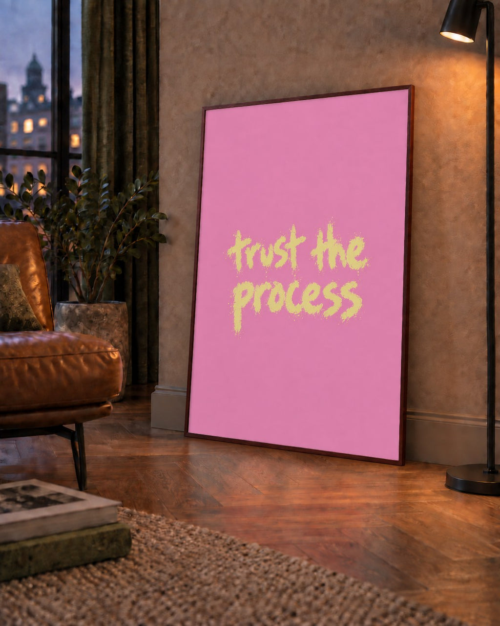 Trust The Process İlham Verici Modern Duvar Posteri — çerçeveli hâliyle bir ev duvarında