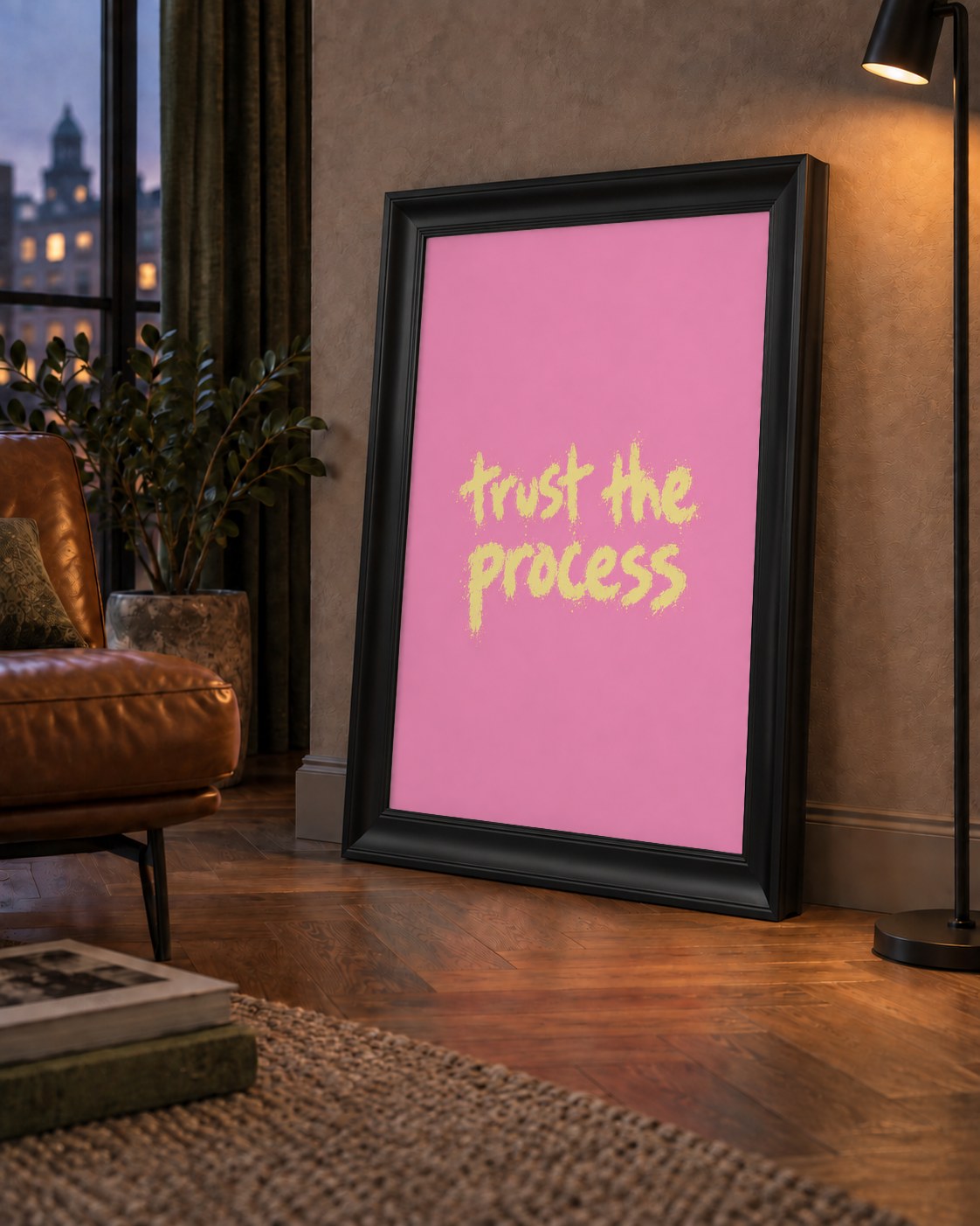Trust The Process İlham Verici Modern Duvar Posteri — çerçeveli hâliyle bir ev duvarında