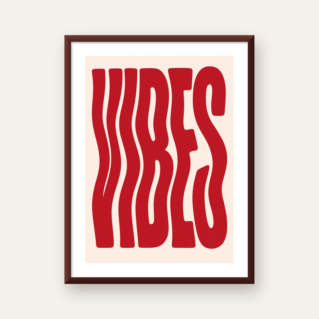 Dalgalı Tipografi Vibes Kırmızı Minimal Poster Baskısı — ceviz çerçeveli paspartulu
