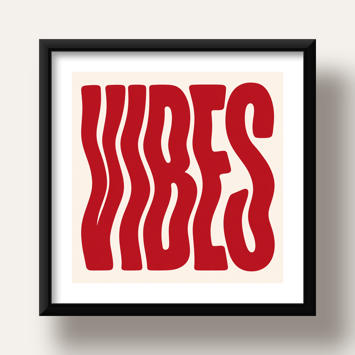 Dalgalı Tipografi Vibes Kırmızı Minimal Poster Baskısı — siyah derin çerçeveli paspartulu