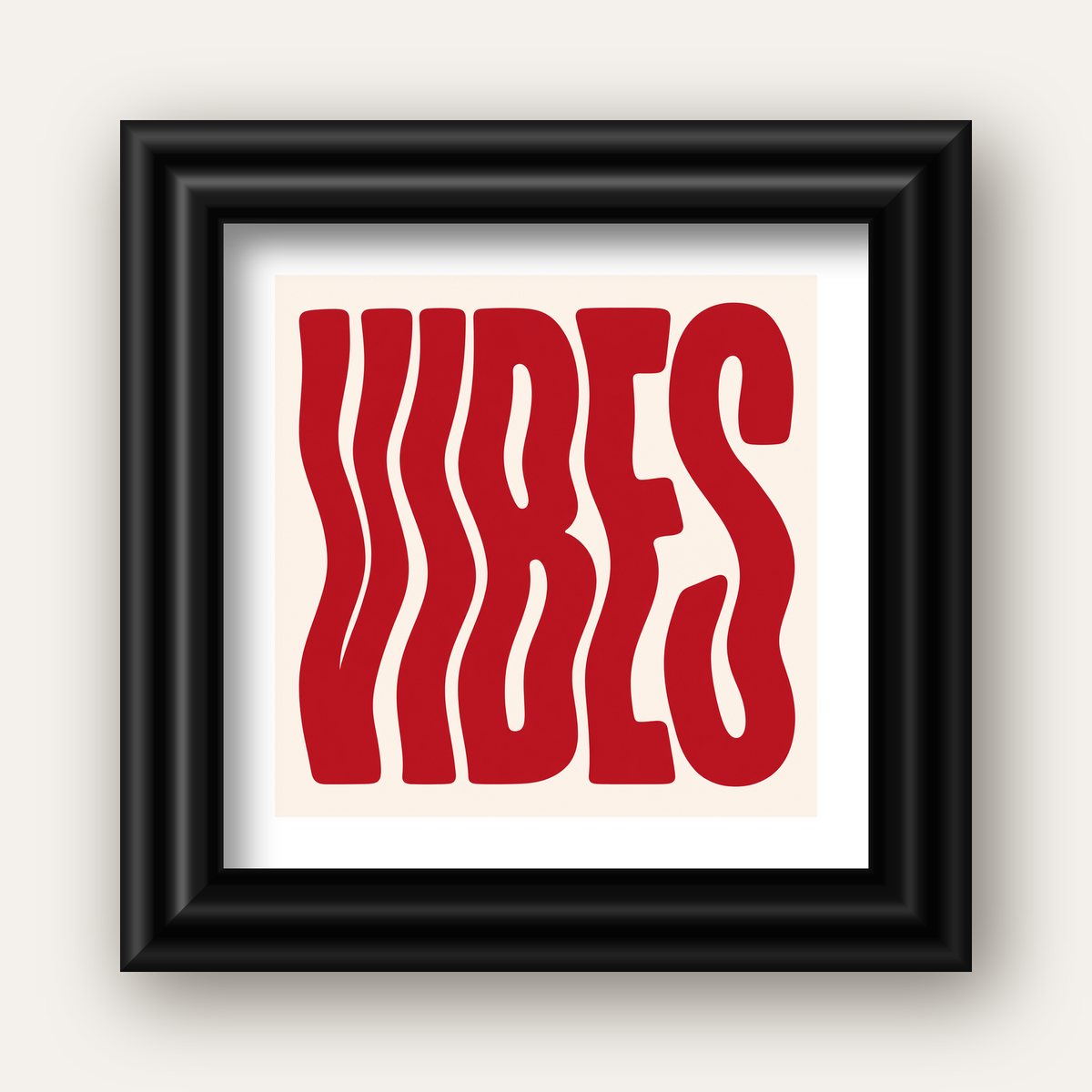 Dalgalı Tipografi Vibes Kırmızı Minimal Poster Baskısı — siyah galeri çerçeveli paspartulu