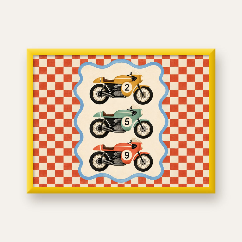 Vintage Yarış Motosikletleri — sarı çerçeveli
