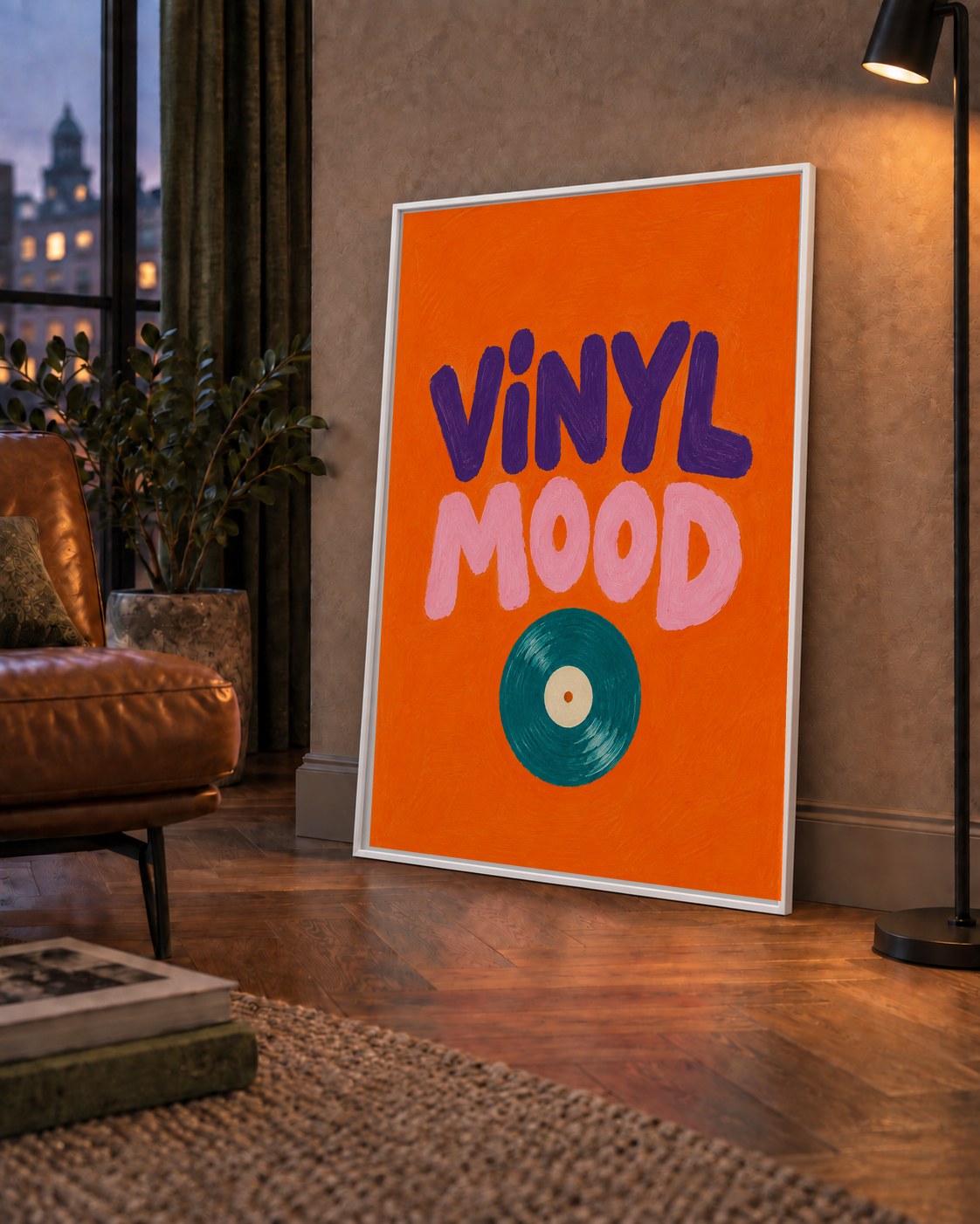 Vinyl Mood Retro Poster – Turuncu Zemin, Plak İllüstrasyon — çerçeveli hâliyle bir ev duvarında