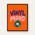 Vinyl Mood Retro Poster – Turuncu Zemin, Plak İllüstrasyon — Dikey baskı, düz siyah çerçeveli duvar posteri