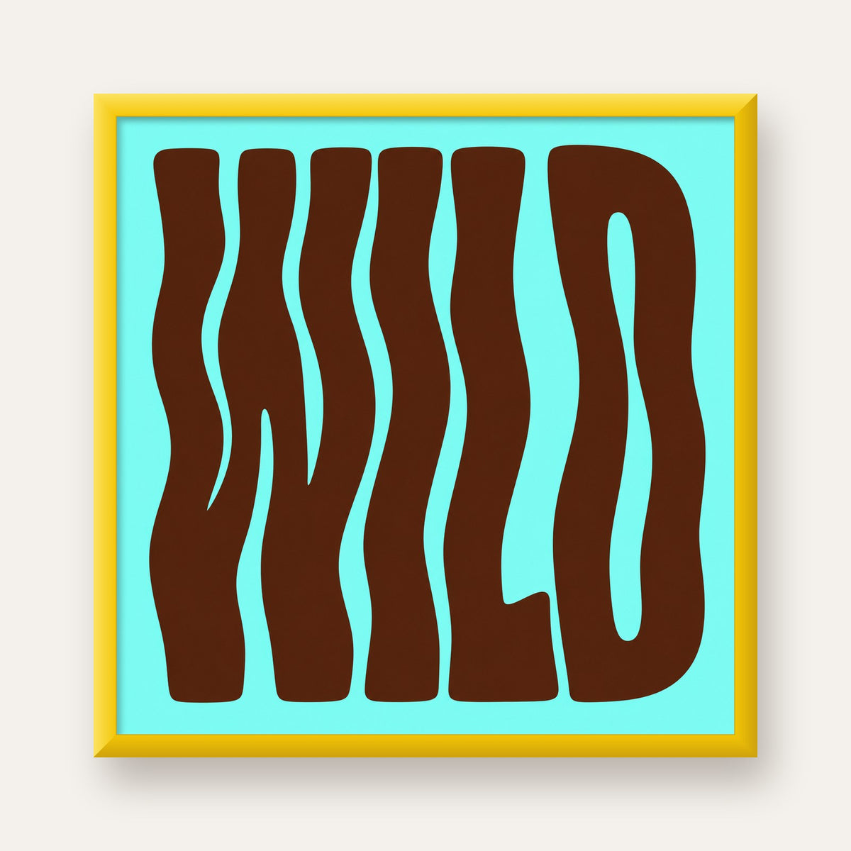 Retro Tipografi Poster – WILD Yazılı Modern Sanat Baskısı — sarı çerçeveli