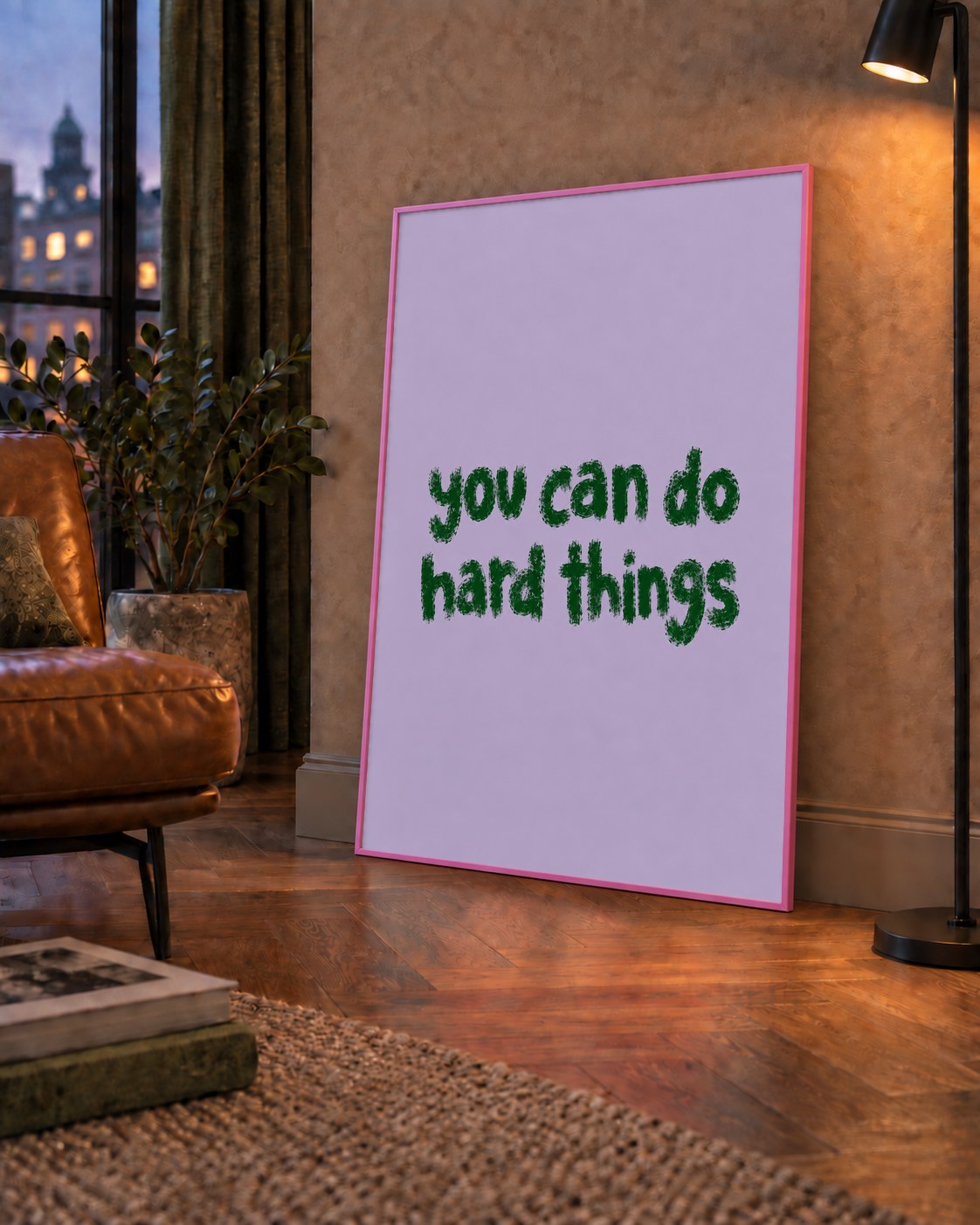 You Can Do Hard Things – Motivasyon Tipografi Poster — çerçeveli hâliyle bir ev duvarında